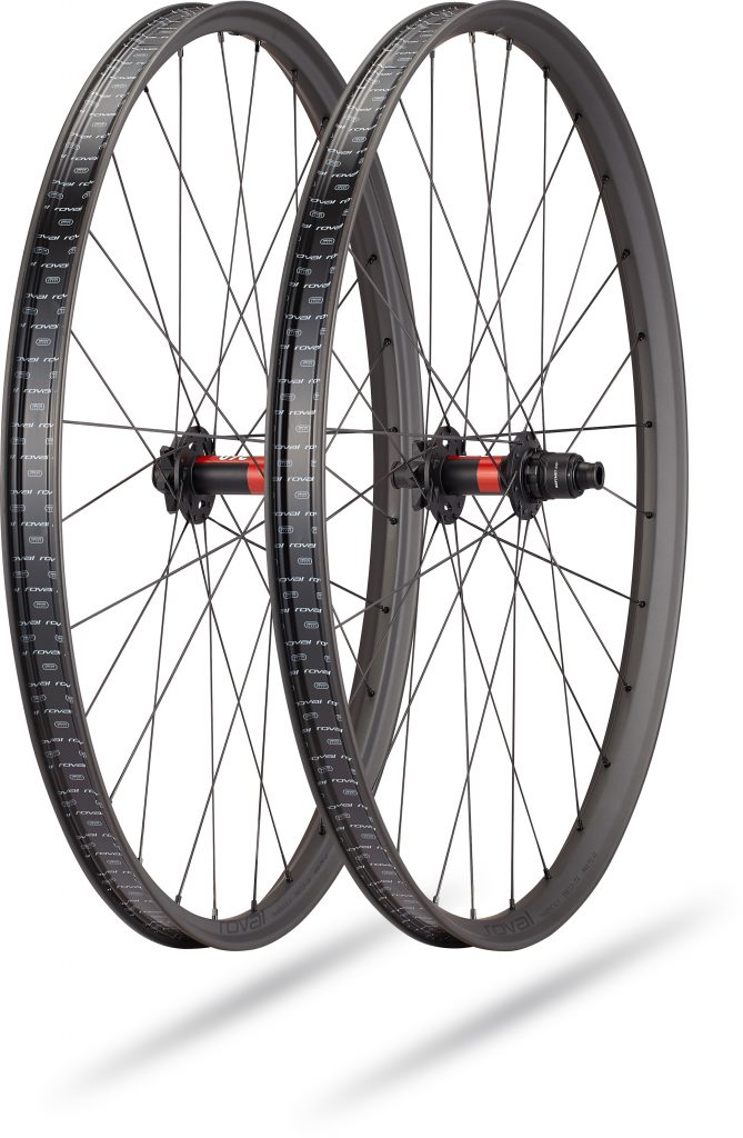 30123 700 WHL TRAVERSE SL 240 II 29 6B FRONT CARBON BLK HERO