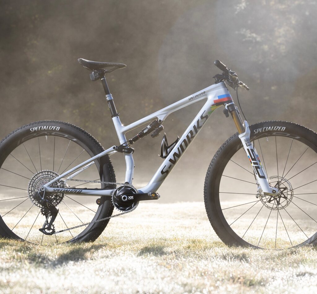 Specialized Epic 8 iridata di Victor Koretzky