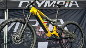 Nuova Olympia Stealth: motore Polini, 900 Wh e un telaio molto originale