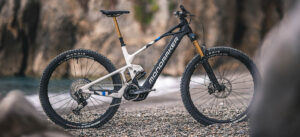 Nuova Mondraker Crafty Carbon 2025: ancora più facile