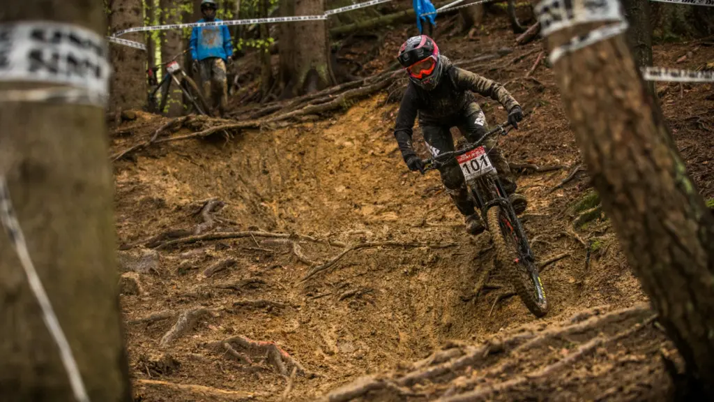 iXS European Downhill Cup 2025